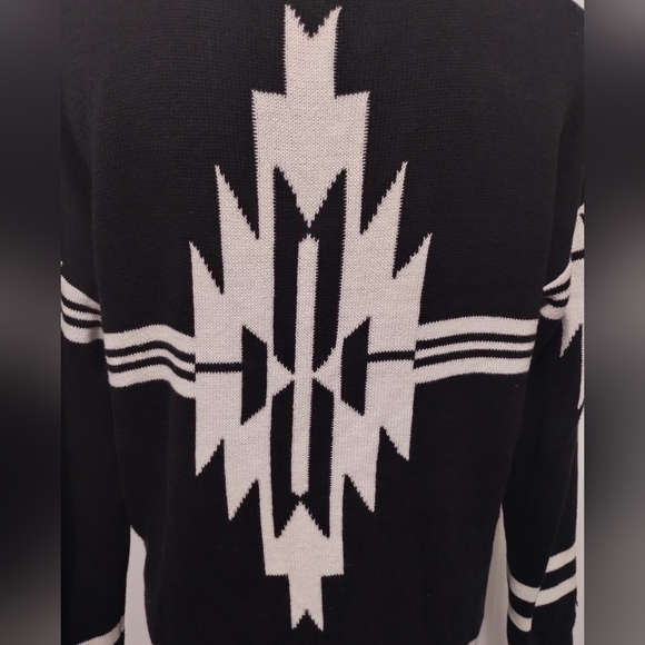 Aztec Button Sweater Size S - Picture 4 of 5